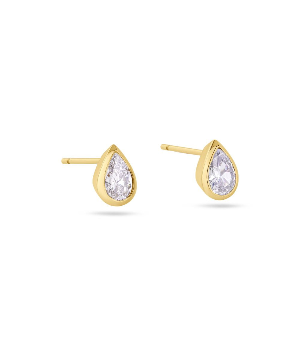 Yellow Gold Pear Cut Diamond Stud Earrings